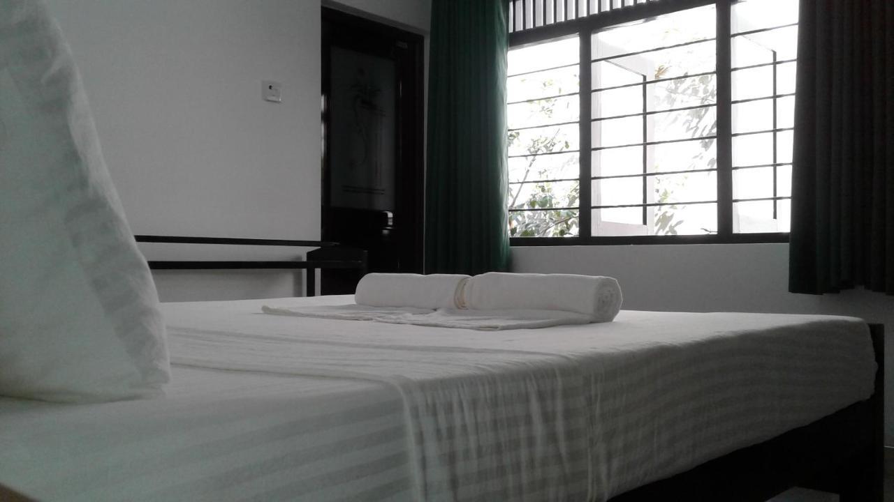 Water Front Home Stay And Resort Anuradhapura Kültér fotó
